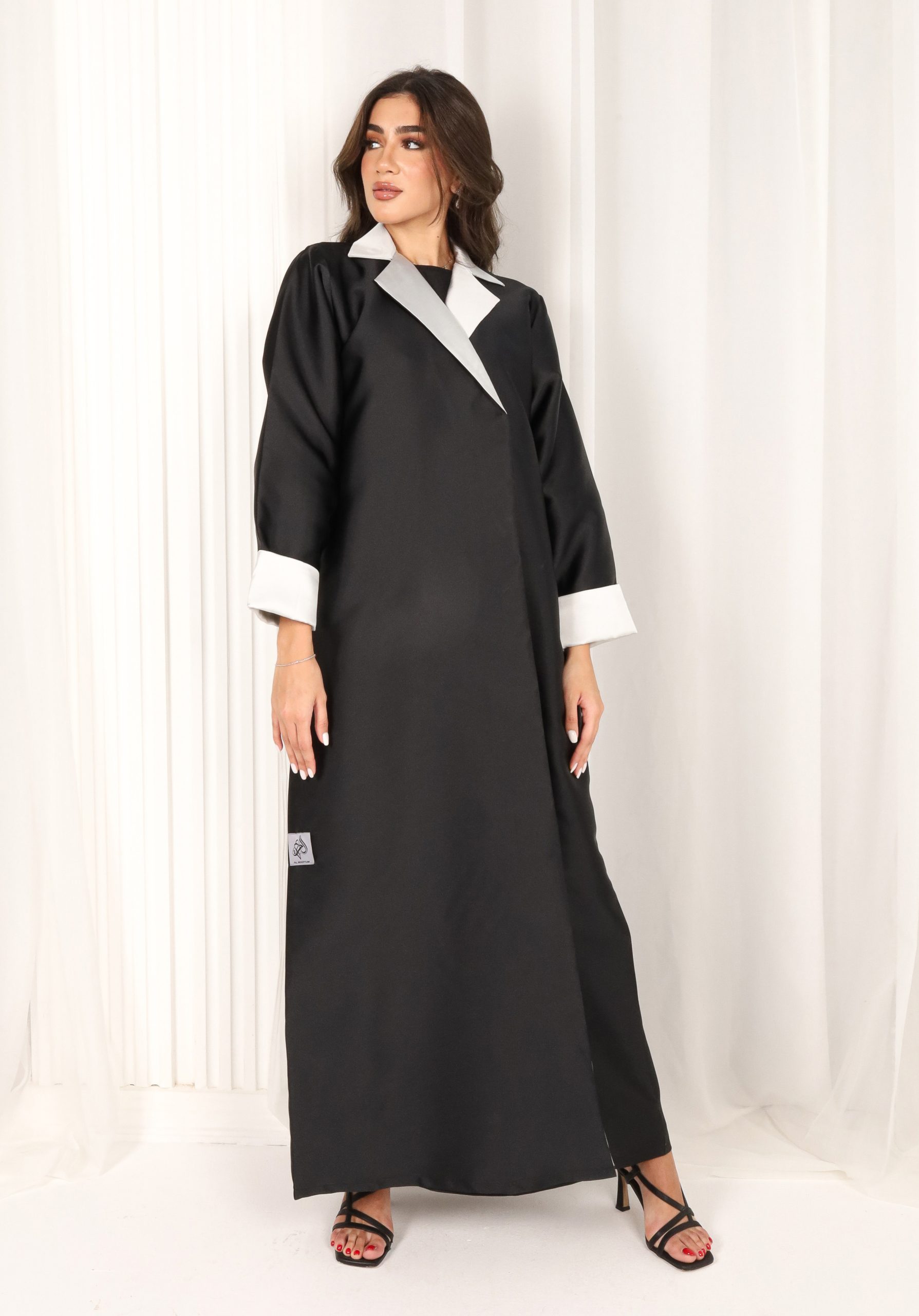 MONA-ABAYA-2